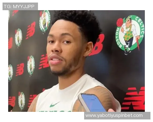 安芬尼西蒙斯在球队中寻找自我与胜利的平衡之道 安芬尼西蒙斯在球队中寻找自我与胜利的平衡之道