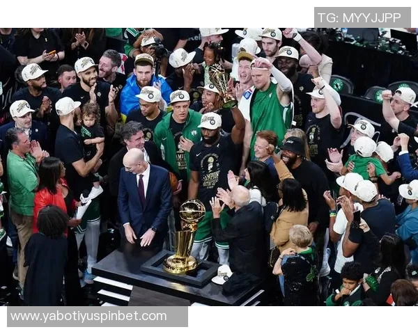 绿军对阵篮网首发阵容揭晓小波特与杰伦布朗联手出战沃尔什连续第三场首发 绿军对阵篮网首发阵容揭晓小波特与杰伦布朗联手出战沃尔什连续第三场首发