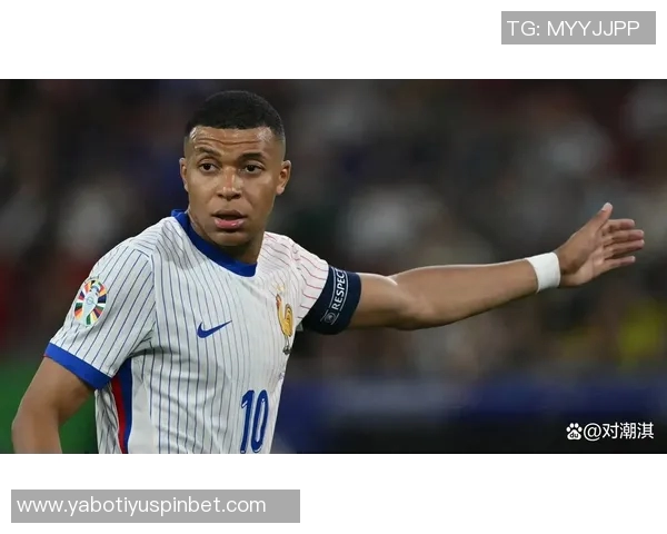 网红澄清与姆巴佩绯闻传闻称自己单身并未交往任何人 网红澄清与姆巴佩绯闻传闻称自己单身并未交往任何人