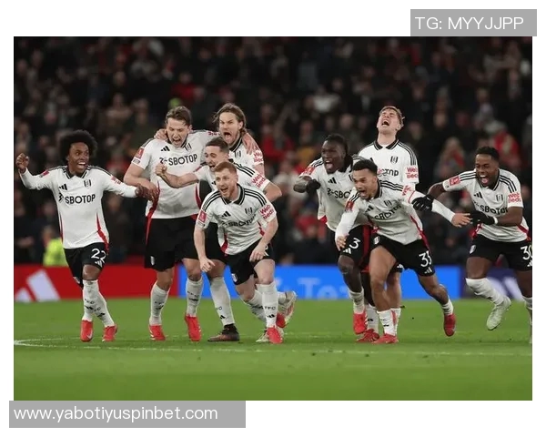 冬窗转会期球队不出售主力球员专注引进年轻新星