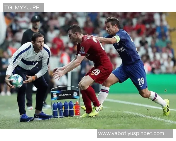 国际足联新规广告牌距离边线需保持1米以降低比赛风险