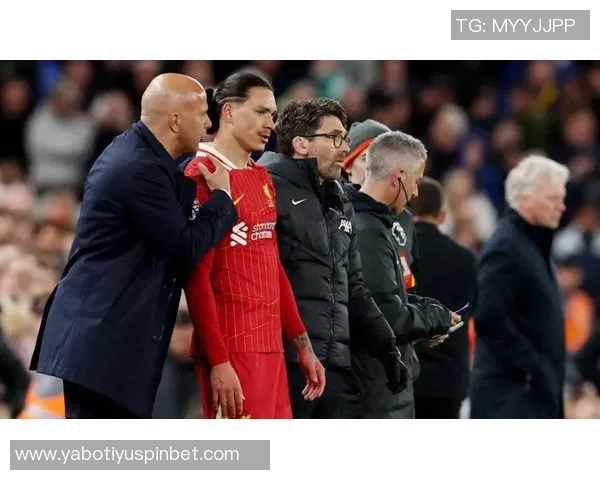 沙特联最贵阵容揭晓雷特吉与努涅斯领衔特奥科曼强势入选 沙特联最贵阵容揭晓雷特吉与努涅斯领衔特奥科曼强势入选